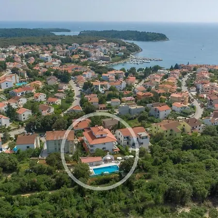 Apartamento In Pjescana Uvala Mit Grosser Terrasse